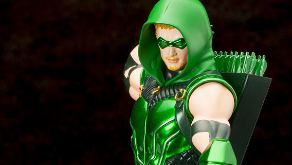 Color rosa Besugo Jugando ajedrez DC Comics Estatua ARTFX+ "Green Arrow" NEW 52 | Universo Funko, Planeta de  cómics/mangas, juegos de mesa y el coleccionismo.