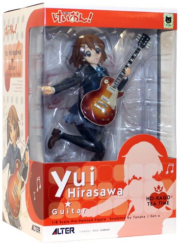 Alter K-ON!: Yui Hirasawa 1:8-Scale PVC Figure