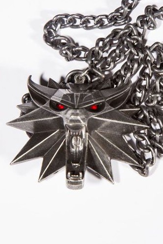 The Witcher: Wild Hunt Medallón con Collar con luz Wolf