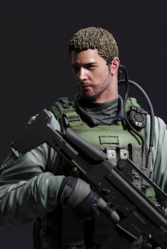 CAPCOM Figure Builder: RESIDENT EVIL 6 "Chris Redfield" 25,4cm.