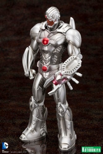 DC Comics ARTFX+ PVC Statue 1/10 Cyborg (New 52) 19 cm