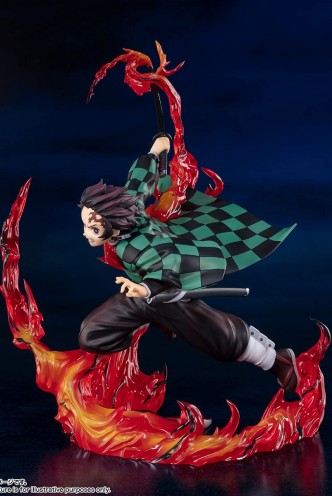 Demon Slayer: Kimetsu no Yaiba - Figura Tanjiro Kamado Total Concentration Breathing Figuarts Zero