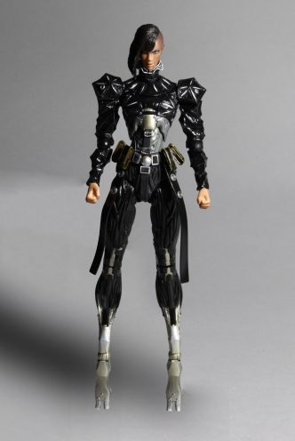 Deus Ex Play Arts Figura Yelena Federova 