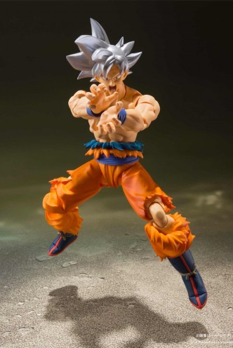 Dragon Ball Super - Son Goku Ultra Instinct Figure Sh Figuarts