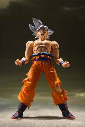 Dragon Ball Super - Son Goku Ultra Instinct Figure Sh Figuarts