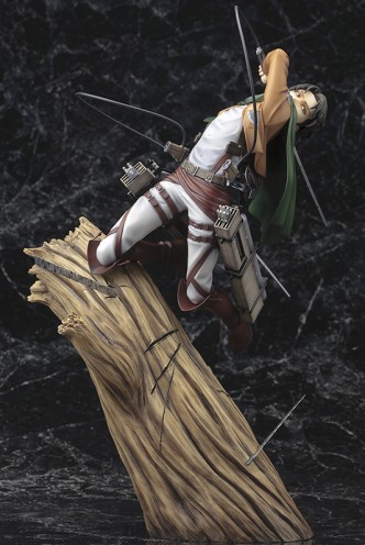 Attack on Titan ARTFXJ Levi Renewal Package Statue