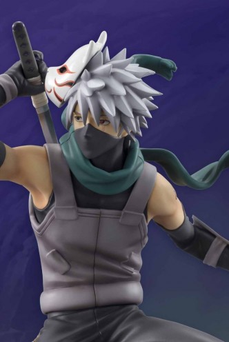 Estatua - Naruto Shippuden "Hatake Kakashi" 25,4cm.