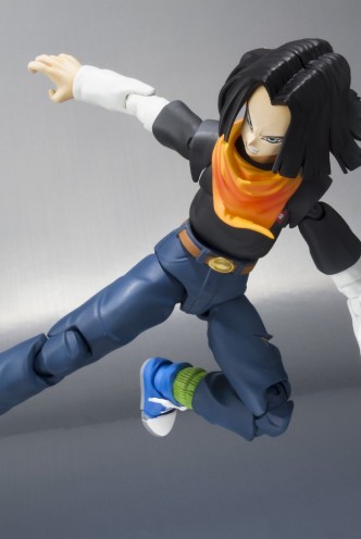 Bandai Tamashii Nations S.H. Figuarts Android 17 "Dragon Ball Z" Action Figure