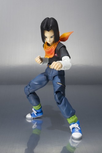 Bandai Tamashii Nations S.H. Figuarts Android 17 "Dragon Ball Z" Action Figure