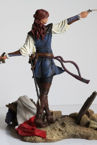 Assassins Creed Unity Statue Elise: The Fiery Templar