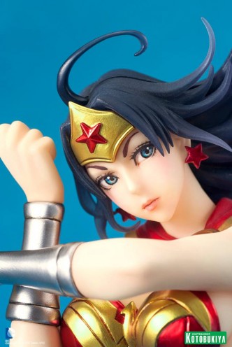 Kotobukiya DC Armored Wonder Woman Bishoujo Statue