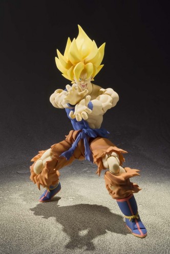 Figure - Dragon Ball Z "Son Goku Super Saiyan" S.H. Figuarts 15m.