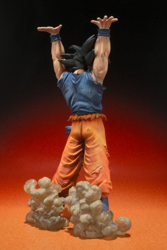 Figura Figuarts ZERO - Dragon Ball Z "Son Goku" Genkidama 15,5cm.