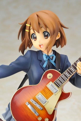 Figura - K-On! "Yui Hirasawa" 21cm.