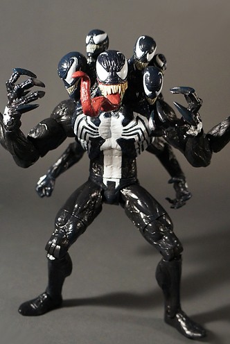 Marvel Select Action Figure Venom 20 cm