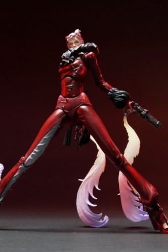 Figura Play Arts Kai - Bayonetta "Jeanne" 23,5cm.