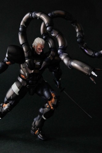 Figure Play Arts Kai - Metal Gear Solid 2 "Solidus Snake"