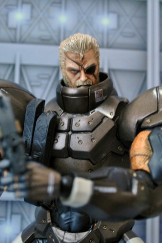 Figura Play Arts Kai - Metal Gear Solid 2 "Solidus Snake" 27cm.