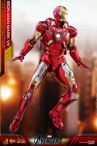 Marvel: Avengers -  Diecast Iron Man Mark VII Hot Toys Figure