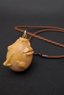 BERSERK - Befferit Closed Eye Wooden Pendant Leather