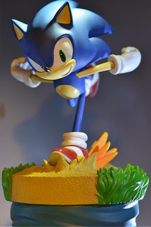 Statue- Modern Sonic the Hedgehog - 37cm 