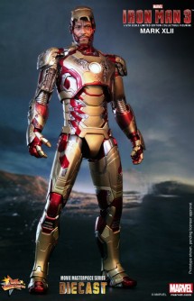 Iron Man 3 Hot Toys 1/6 Scale Collectible Diecast Figure Iron Man Mark XLII