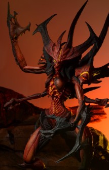 Figura - Diablo III Deluxe "Diablo Lord of Terror" 23cm.