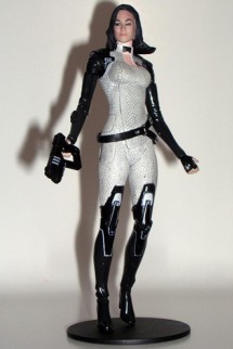 Figure - Mass Effect 3 Serie 2 "Miranda" 18cm.