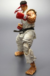 Figura Play Arts Kai - Street Fighter IV "Ryu" 24cm.