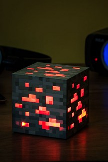 Minecraft Light-up Redstone Ore